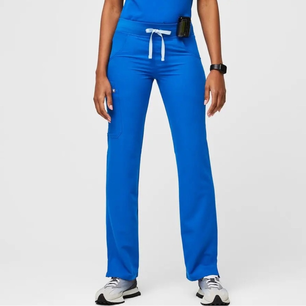 Figs Kade Cargo Scrub Pants SP